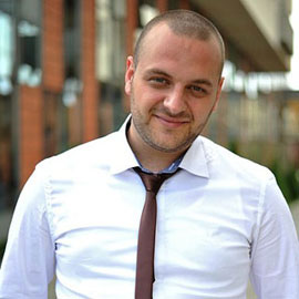 无延迟的电话轰炸机